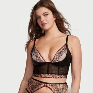 Victoria's Secret VERY SEXY hearts Lace corset bustier